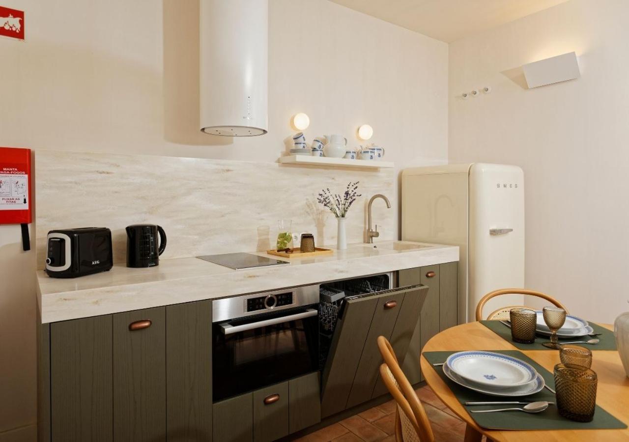Montebelo Vista Alegre Ilhavo Hotel ภายนอก รูปภาพ A modern Italian kitchen
