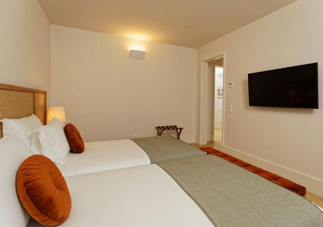 Montebelo Vista Alegre Ilhavo Hotel ภายนอก รูปภาพ A room at the hotel